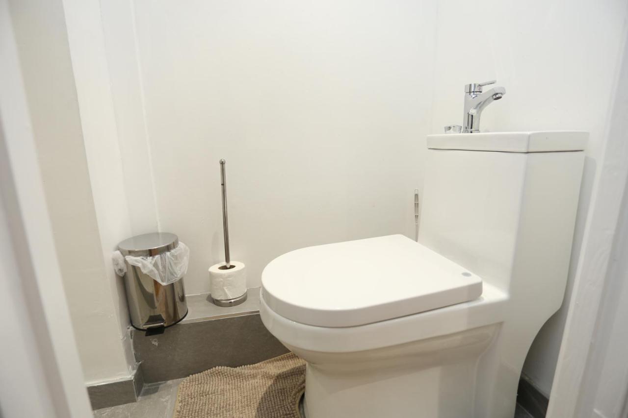 Fabulous Room With En-Suite Bathroom And Shared Kitchen Thamesmead  Eksteriør bilde