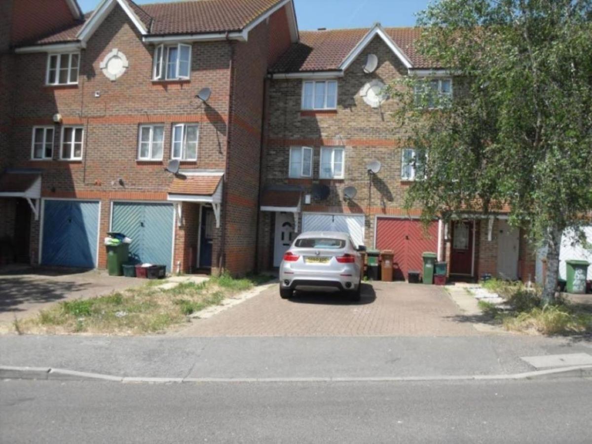 Fabulous Room With En-Suite Bathroom And Shared Kitchen Thamesmead  Eksteriør bilde